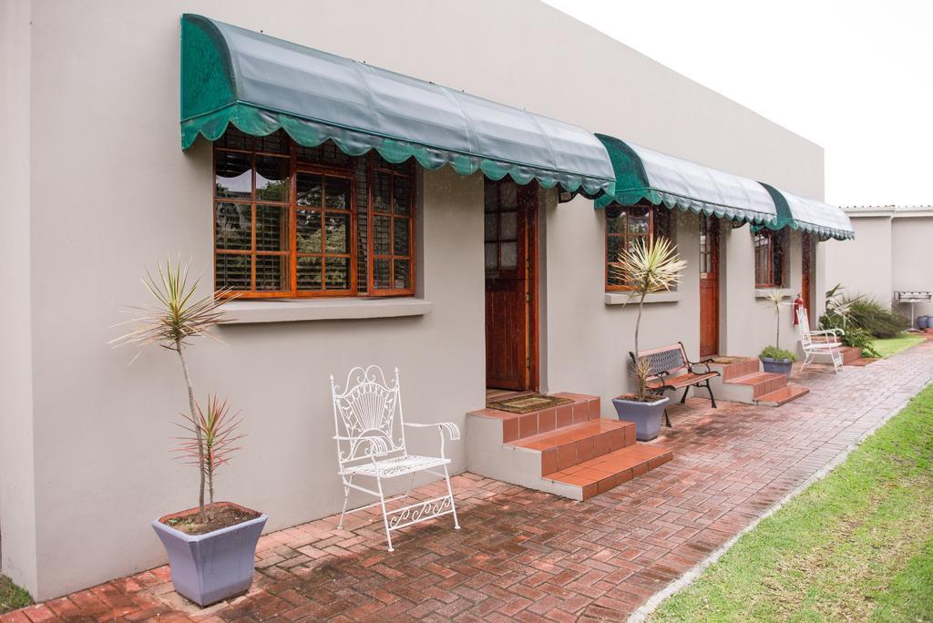 17 On 5Th Avenue Walmer Guesthouse Port Elizabeth Bilik gambar